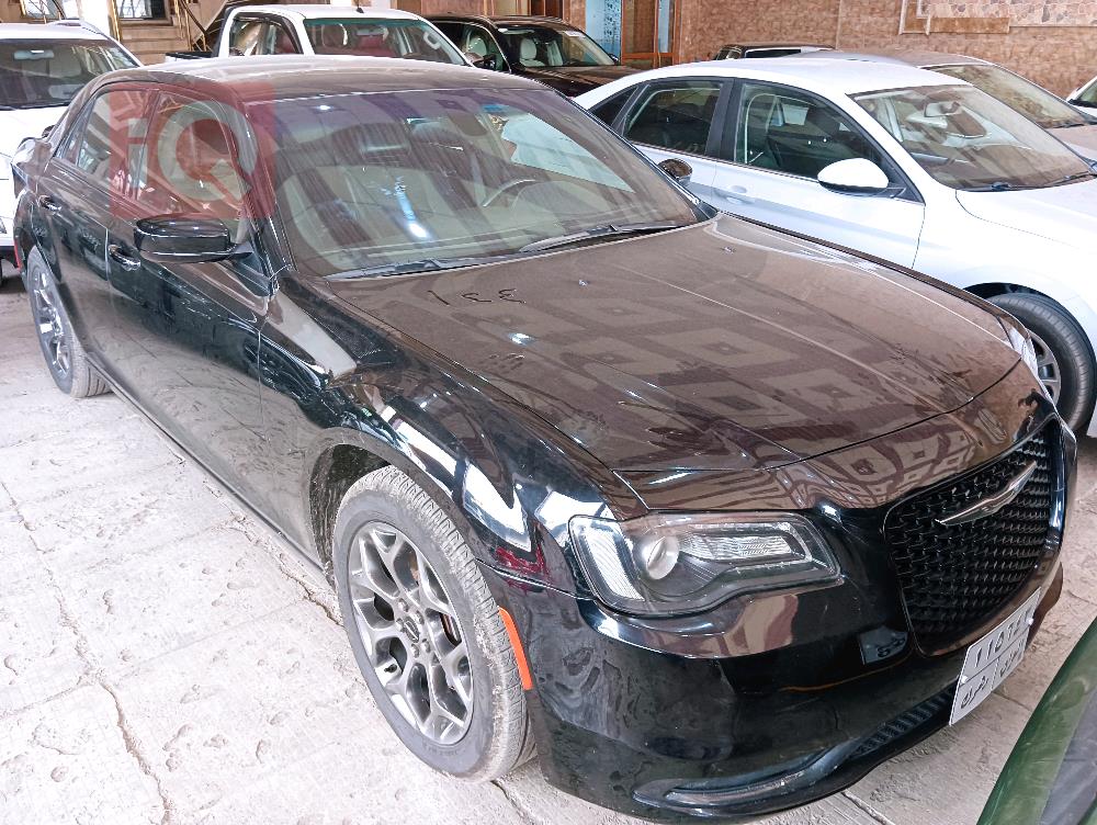 کرایسلەر 300